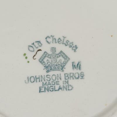 Johnson Brothers Old Chelsea Pink Roses Serving Bowl 1930s English Ironstone 8" - Thumbnail 10
