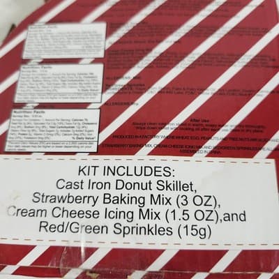 Donut Cast Iron Skillet Gift Set NEW Strawberry Donut Mix & Icing - Thumbnail 5