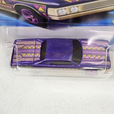 2025 Hot Wheels Layin’ Lowrider Celebration Racers Purple Car 1/64 Toy NEW - Thumbnail 3