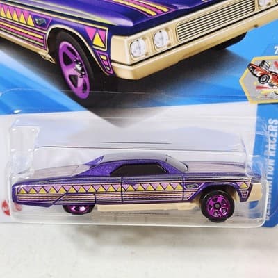 2025 Hot Wheels Layin’ Lowrider Celebration Racers Purple Car 1/64 Toy NEW - Thumbnail 2
