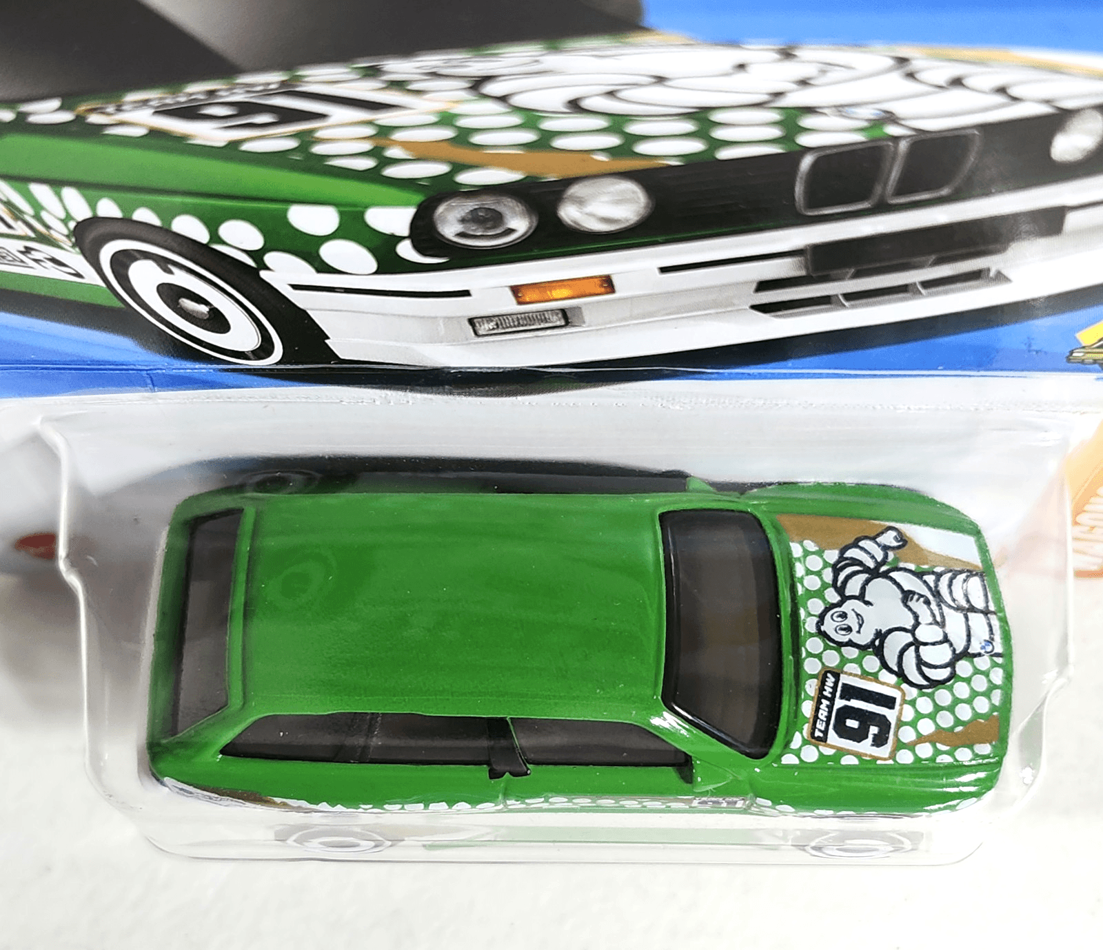 Hot Wheels BMW M3 Wagon Green Car 1/64 Toy Vehicle NEW - Thumbnail 3
