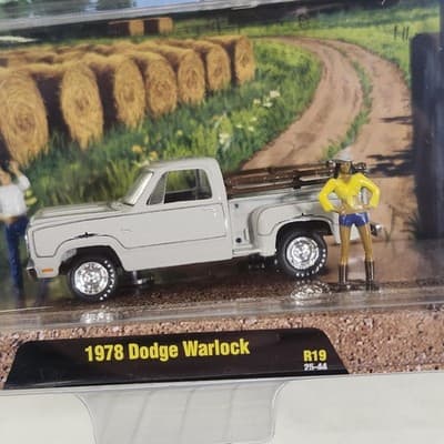 2026 M2 Machines 1978 Dodge Warlock Pickup Diorama 1/64 Toy Vehicle NEW - Thumbnail 2