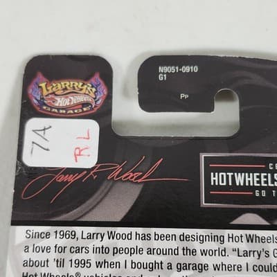 Hot Wheels Larry's Garage '63 Chevy Corvette Black Car 1/64 Toy Vehicle NEW - Thumbnail 7
