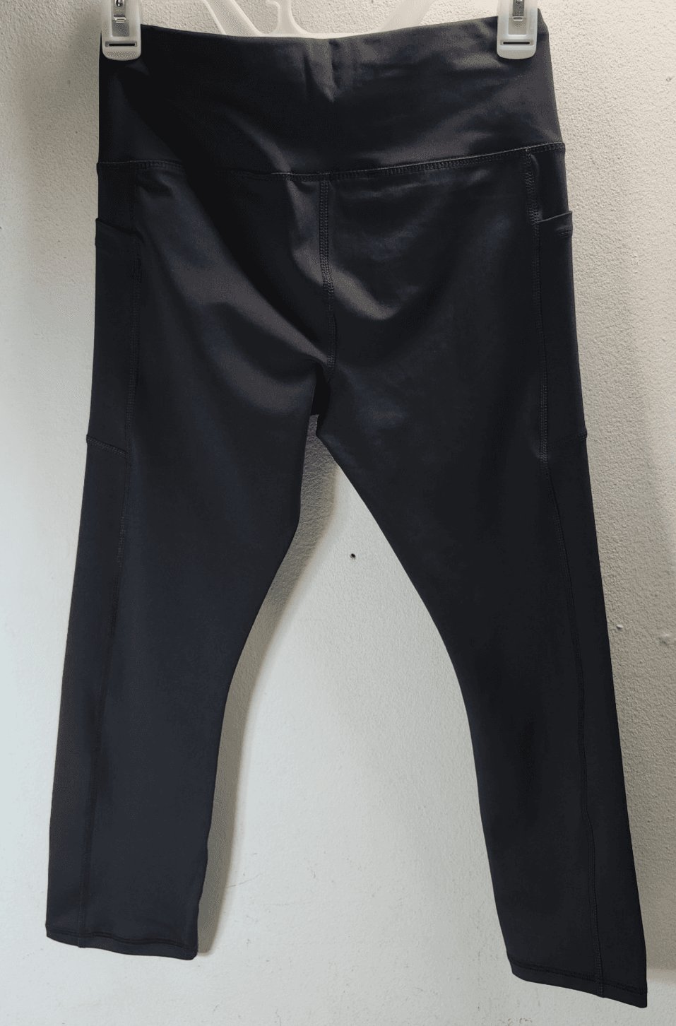 Avia Capri Leggings Womens XS Black Elastic Waist Pull On Pockets NEW - Thumbnail 4