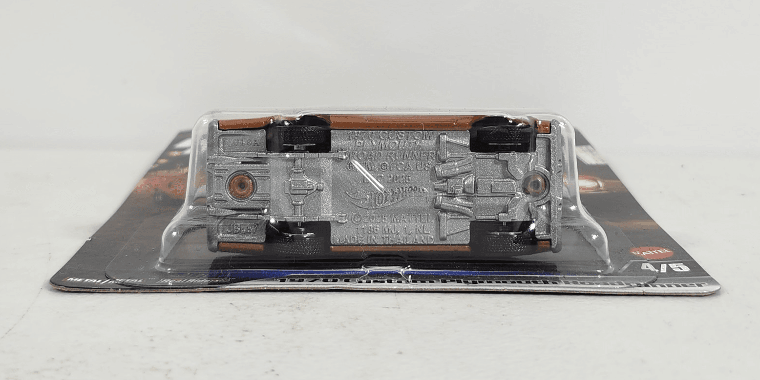 Hot Wheels Premium Fast & Furious 1970 Custom Plymouth Roadrunner Car 1/64 Toy - Thumbnail 4