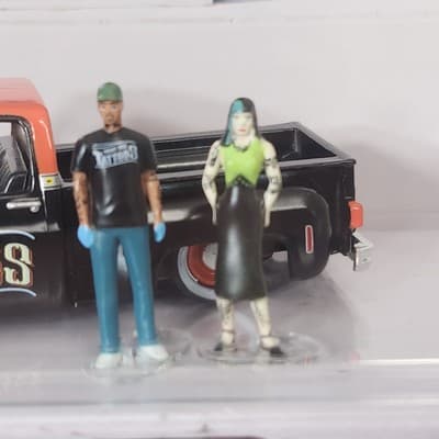 M2 Machines 1976 Chevrolet Scottsdale Chevy Sport GM Tattoo Art Diorama NEW - Thumbnail 3