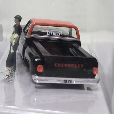M2 Machines 1976 Chevrolet Scottsdale Chevy Sport GM Tattoo Art Diorama NEW - Thumbnail 6