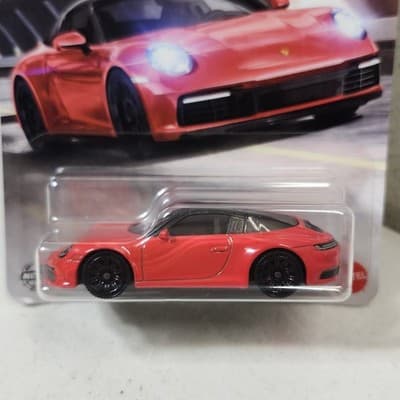 2025 Matchbox Porsche 911 Targa Red Car 1/64 Toy Vehicle NEW - Thumbnail 2