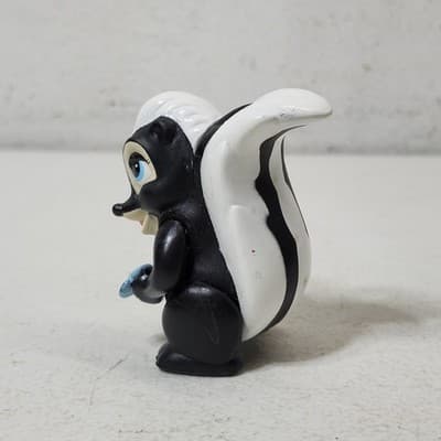Disney Bambi PVC Figure Flower Skunk Toy Cake Topper - Thumbnail 3