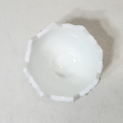 Westmoreland Vintage Milk Glass Bowl “Old Quilt” Hand Painted Candy Trinket Dish - Thumbnail 6