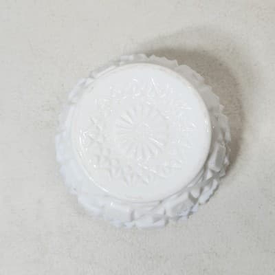Westmoreland Vintage Milk Glass Bowl “Old Quilt” Hand Painted Candy Trinket Dish - Thumbnail 8