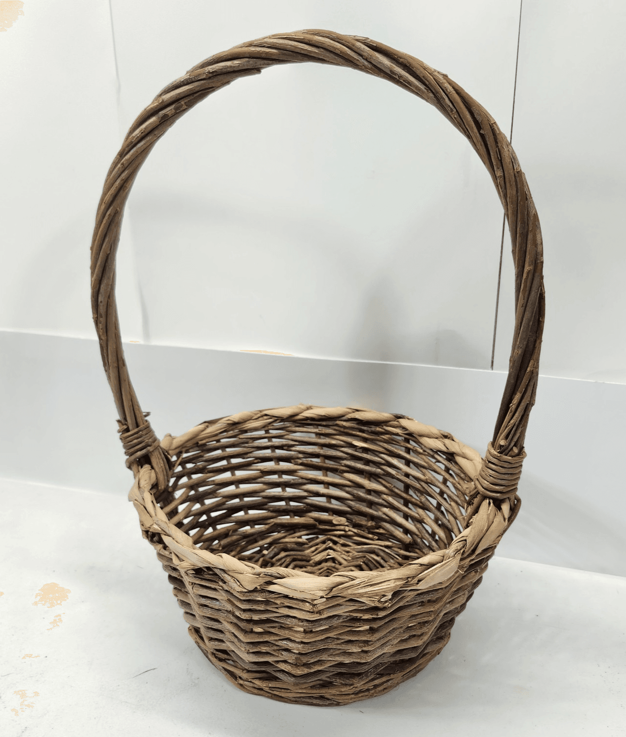 Vintage Large Wicker Basket with Handle Woven Home Decor 16" x 10" - Thumbnail 6