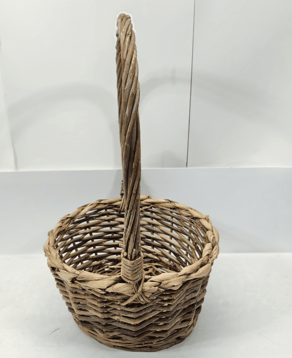 Vintage Large Wicker Basket with Handle Woven Home Decor 16" x 10" - Thumbnail 7