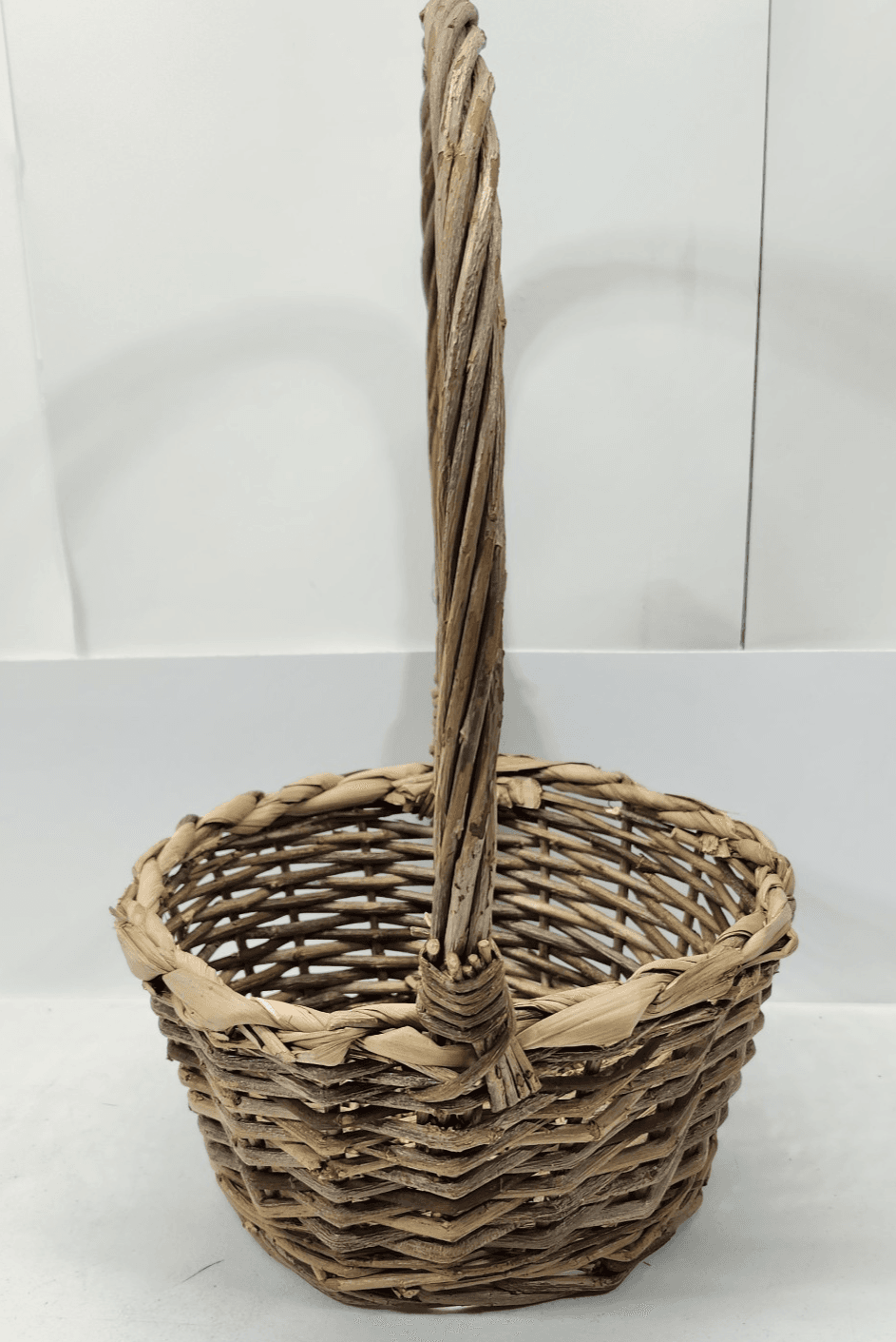 Vintage Large Wicker Basket with Handle Woven Home Decor 16" x 10" - Thumbnail 3