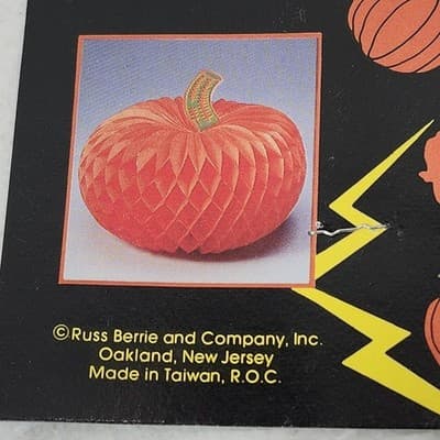 NOS Vintage Russ Honeycomb Pumpkin Halloween Decoration Home Decor - Thumbnail 2