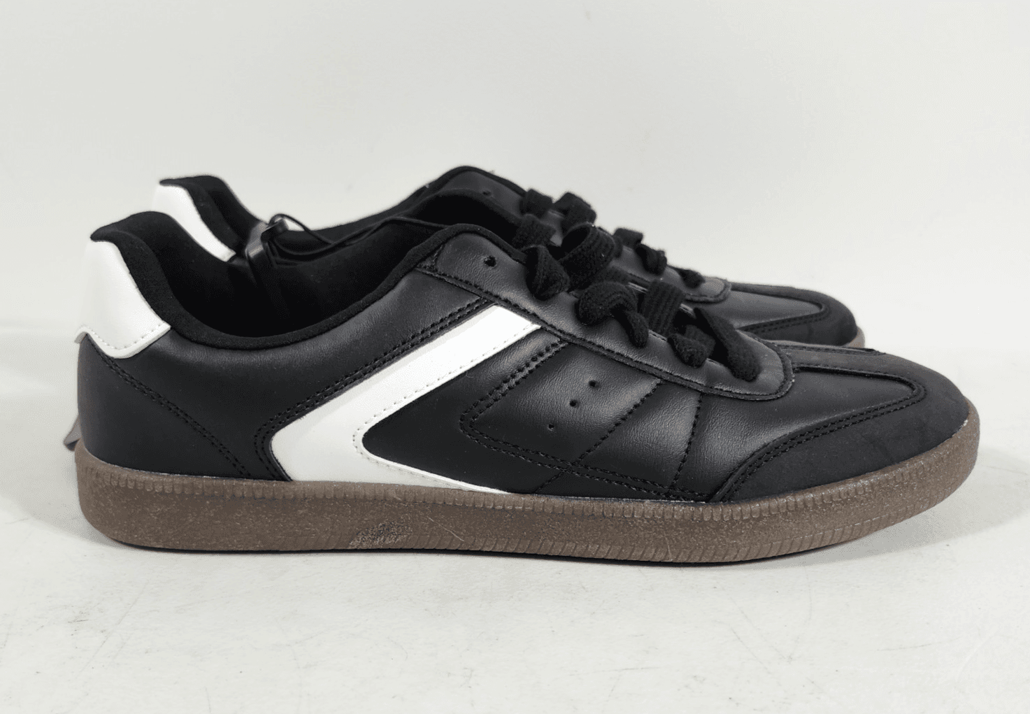No Boundaries Men's 9 Sneakers Black Memory Foam Sport Lace-up Low Top NEW - Thumbnail 2