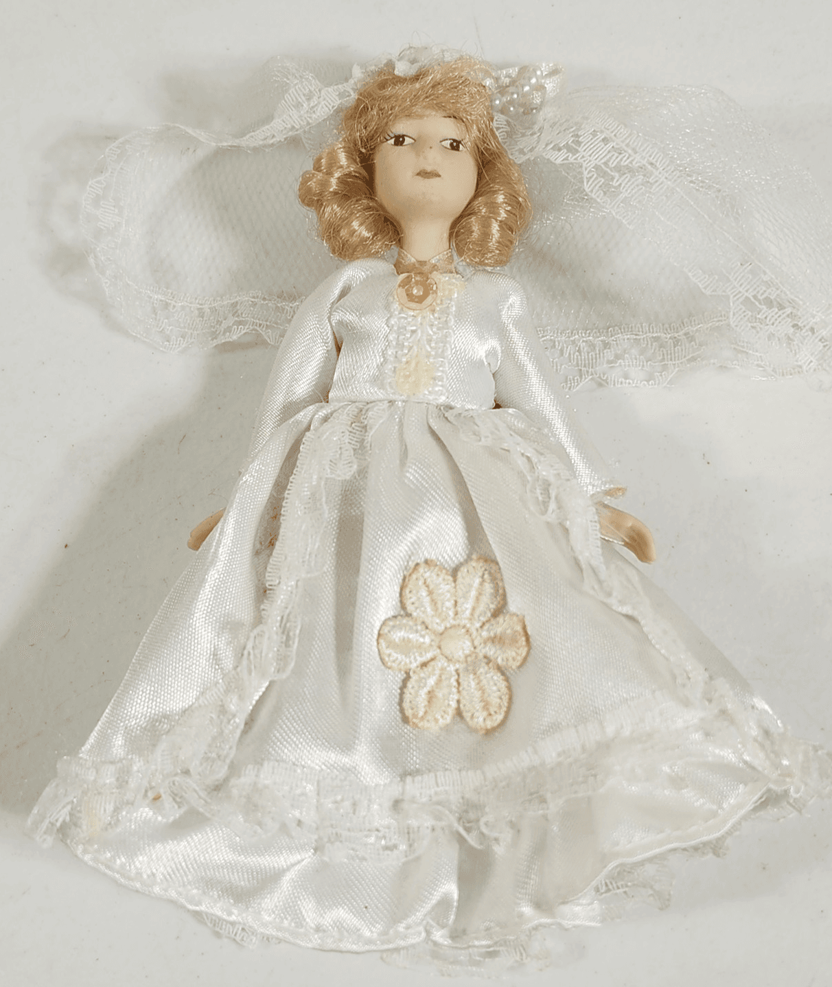 Vintage Porcelain Bride Doll Victorian Wedding Gown 6"
