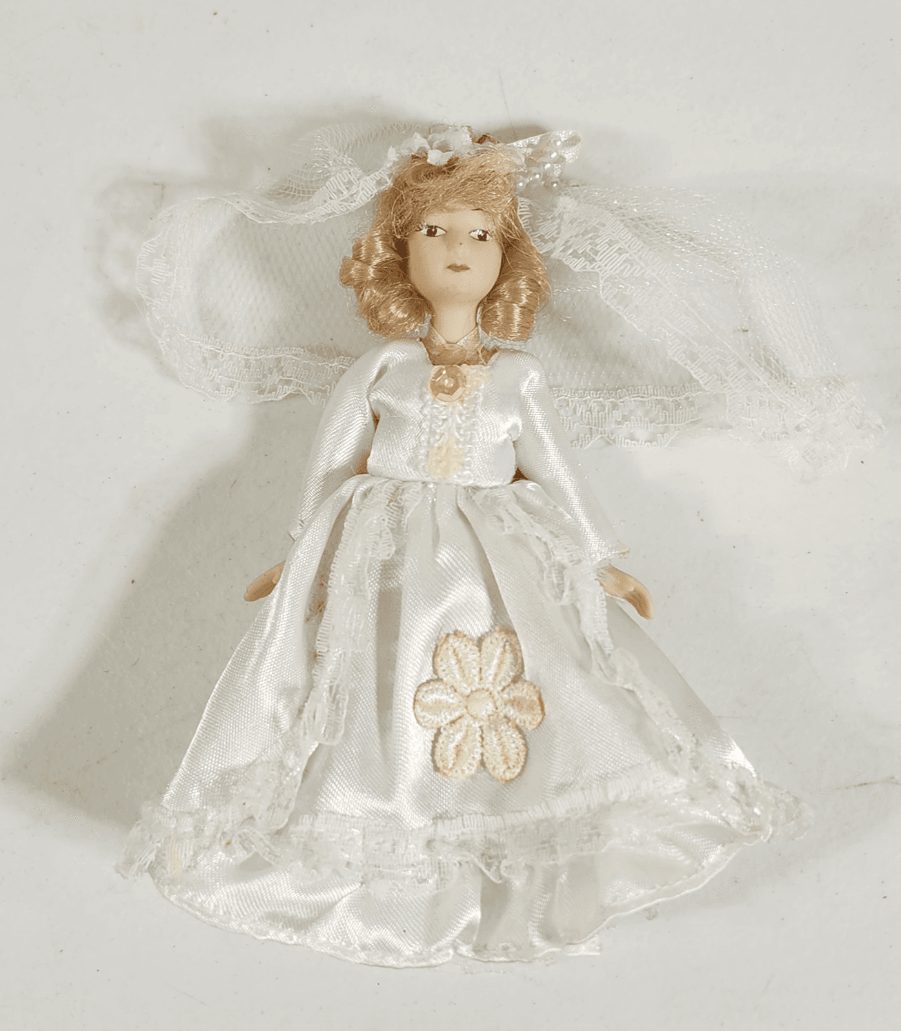 Vintage Porcelain Bride Doll Victorian Wedding Gown 6" - Thumbnail 2
