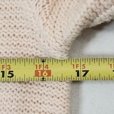 Venus Women's M Sweater Light Pink Shoulder Cut Out - Thumbnail 2