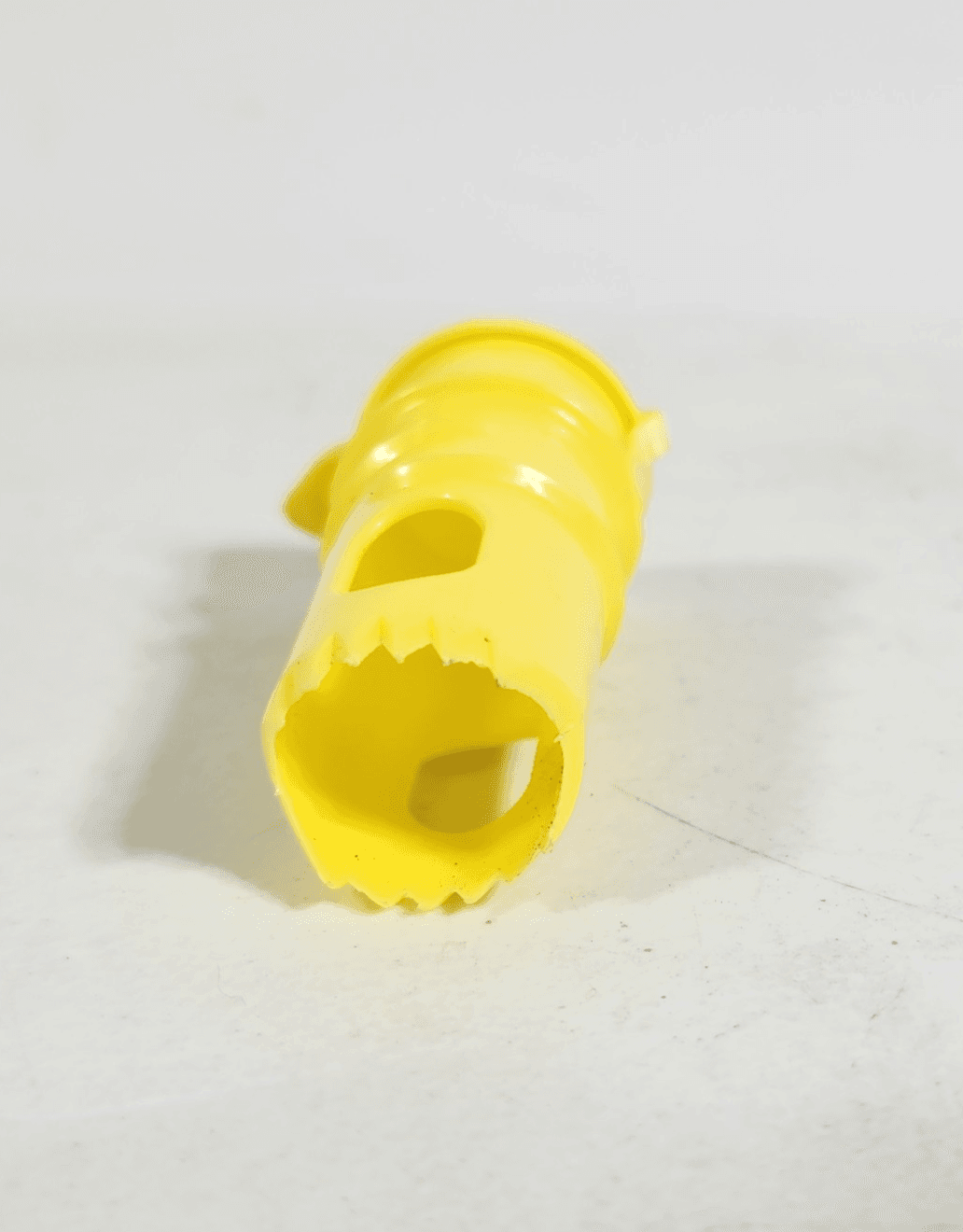 Sunkist Lemon-Aid Yellow Lidded Faucet Juice Extractor 3" Plastic - Thumbnail 4