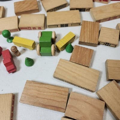 Vtg Playskool Village Wood Blocks Buildings Cars Train Trees Plastic Mat 75pcs - Thumbnail 13