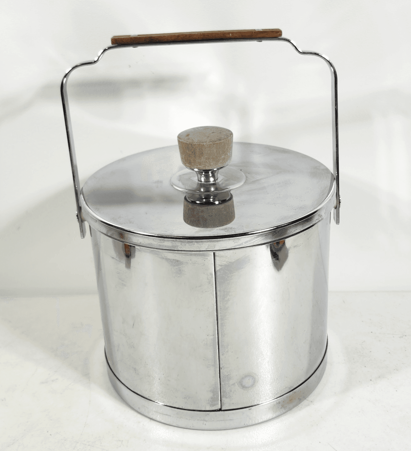 Vintage MCM Chrome Ice Bucket and Tongs Atapco Insulated Barware Home Bar Decor - Thumbnail 4