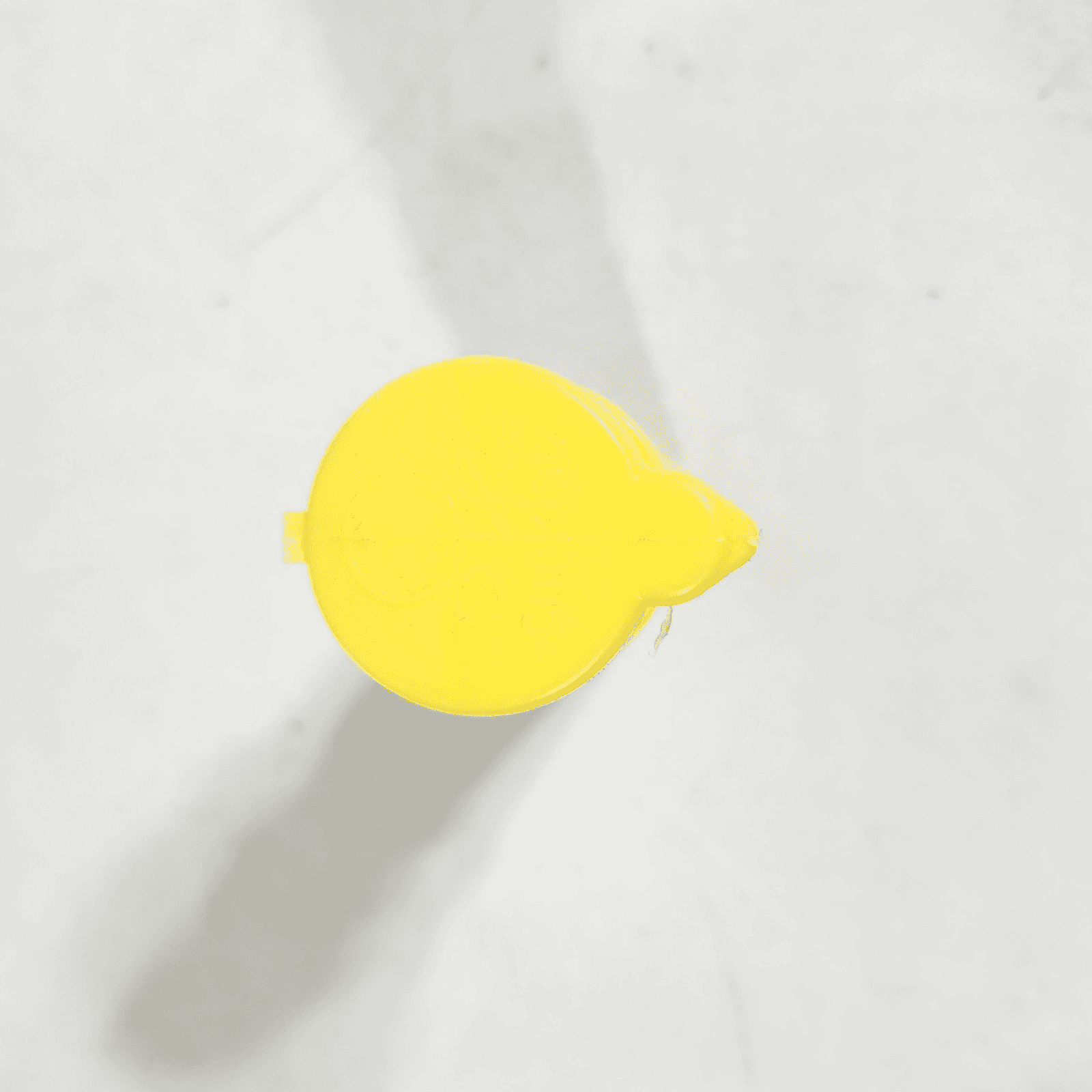 Sunkist Lemon-Aid Yellow Lidded Faucet Juice Extractor 3" Plastic - Thumbnail 3