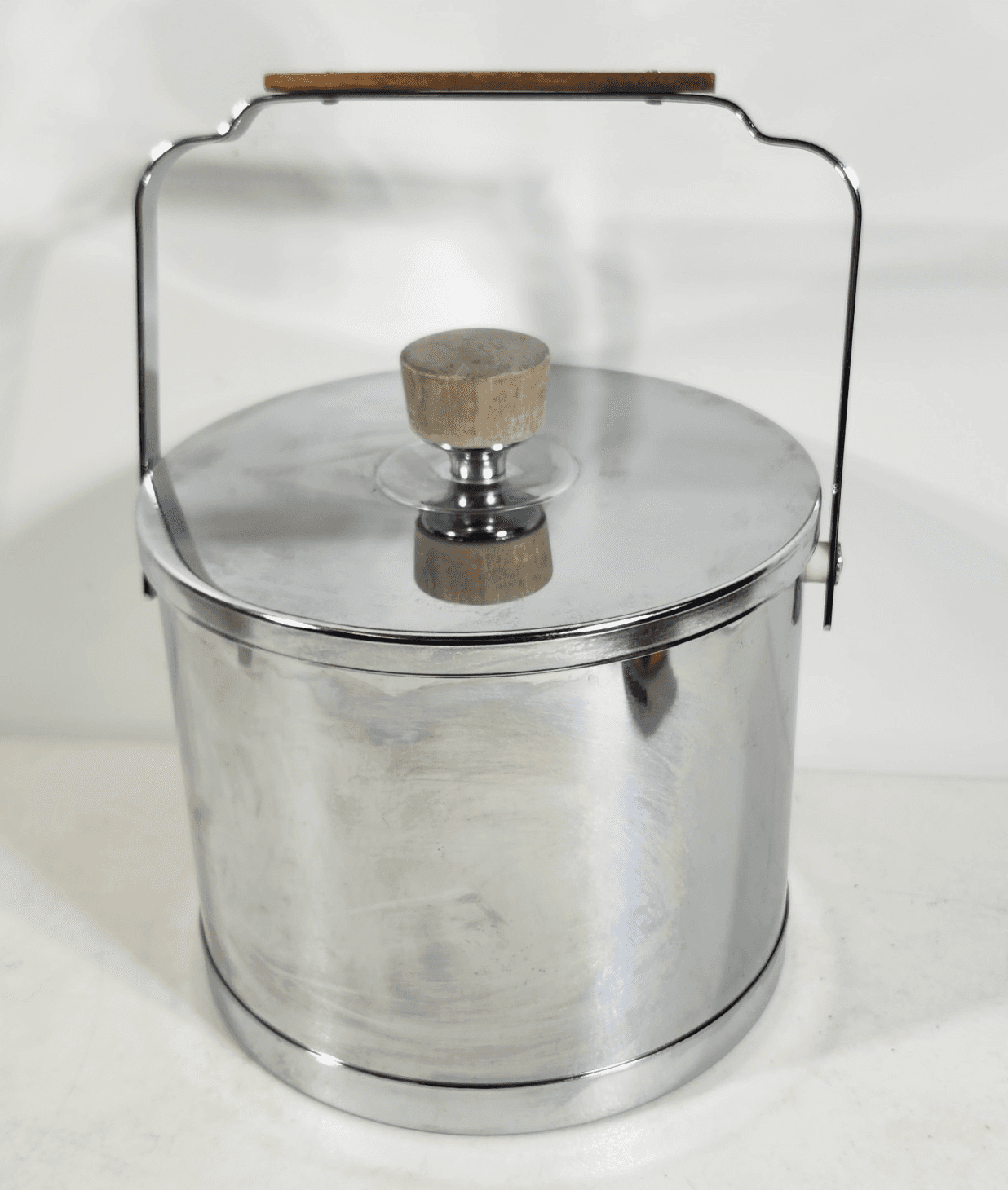 Vintage MCM Chrome Ice Bucket and Tongs Atapco Insulated Barware Home Bar Decor - Thumbnail 2