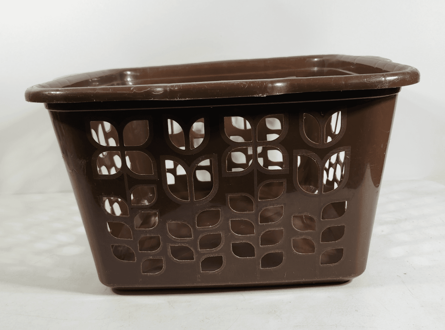Vintage Rubbermaid 2968 Chocolate Brown Tulip Floral Square Laundry Basket Retro - Thumbnail 3