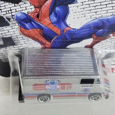 Hot Wheels Silver Series Spiderman Combat Medic 1/64 Toy Vehicle NEW - Thumbnail 3