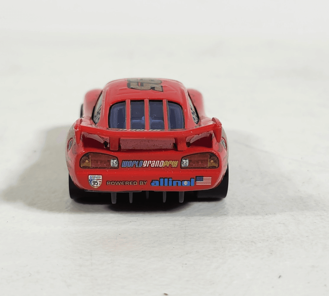 Disney Pixar Cars Lightning McQueen Diecast Car 95 Piston Cup World Grand Prix - Thumbnail 5