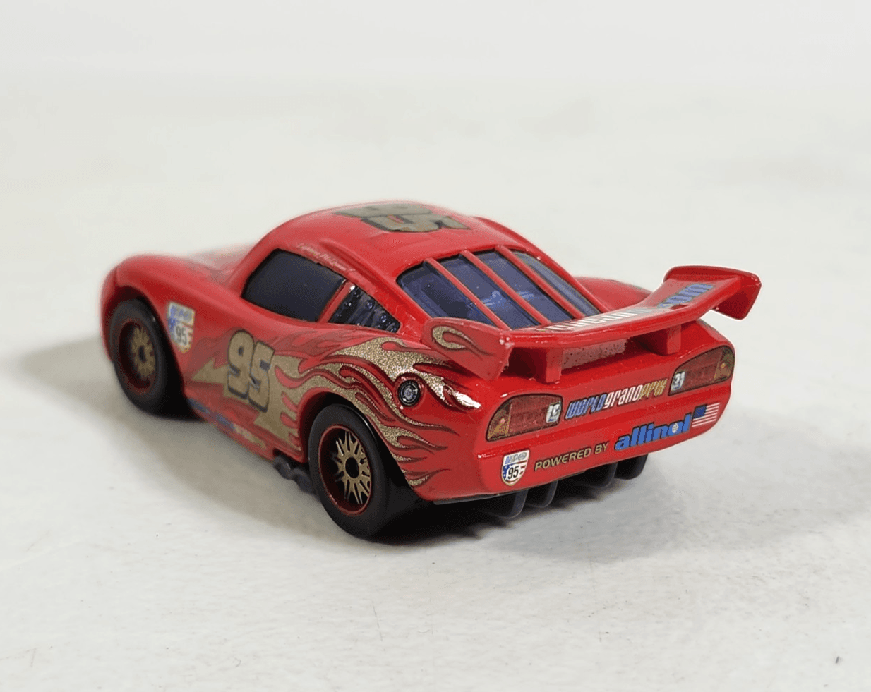Disney Pixar Cars Lightning McQueen Diecast Car 95 Piston Cup World Grand Prix - Thumbnail 4