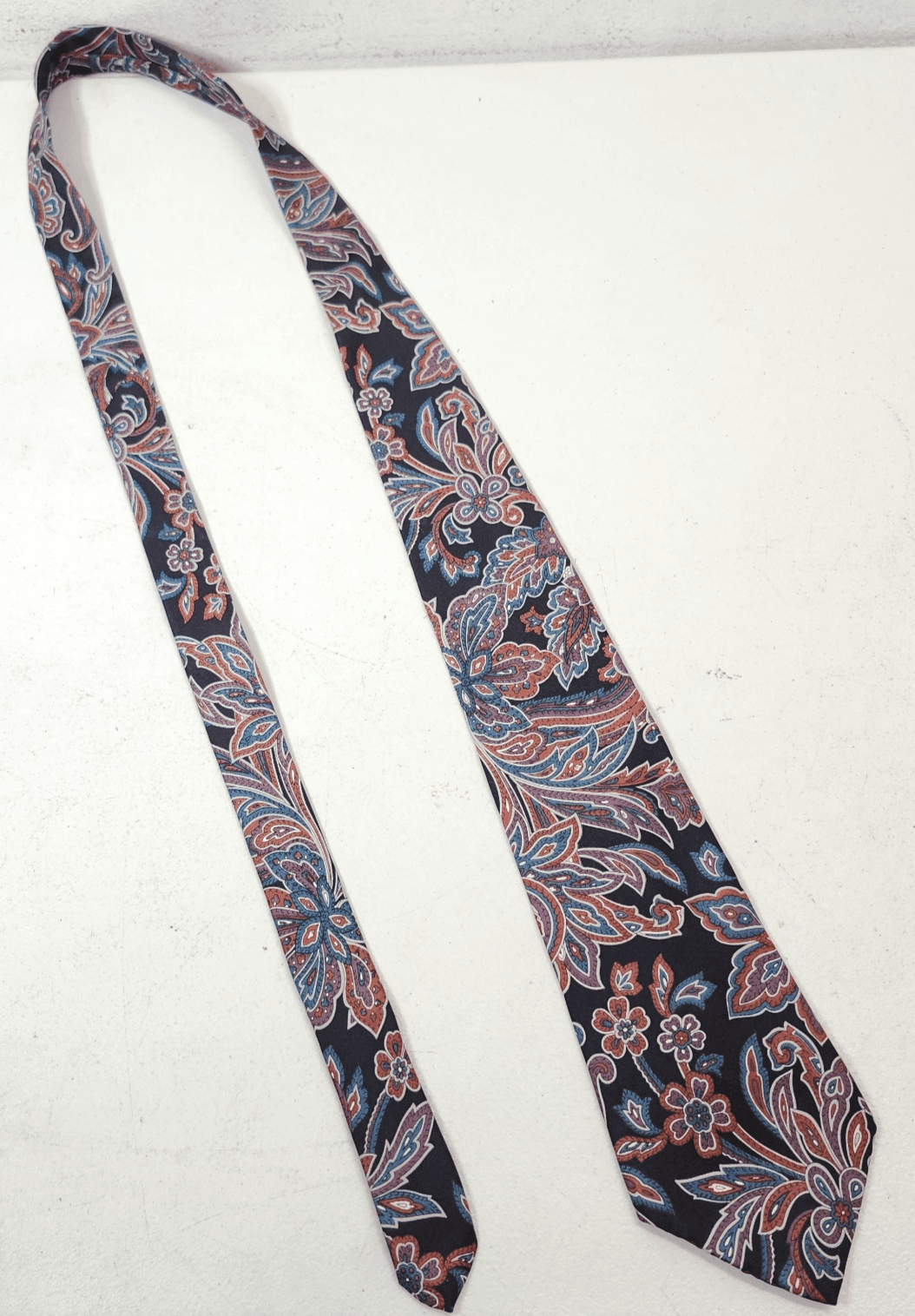 American Traditions Mens Tie Silk Necktie Black Red White Blue 59" x 3.75" - Thumbnail 5