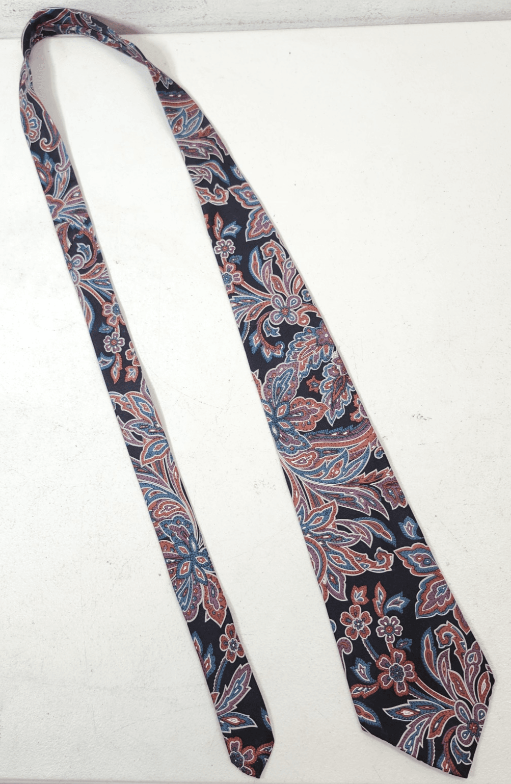American Traditions Mens Tie Silk Necktie Black Red White Blue 59" x 3.75" - Thumbnail 6