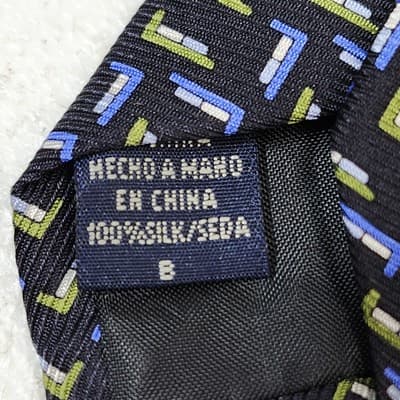 Van Heusen 100% Silk Men's Tie Black Blue Green 60" X 3.75" - Thumbnail 4