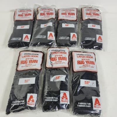 Lot Of Columbia Minerva Latch Hook Pre-Cut Rug Yarn Packs Black 3245 - Thumbnail 2