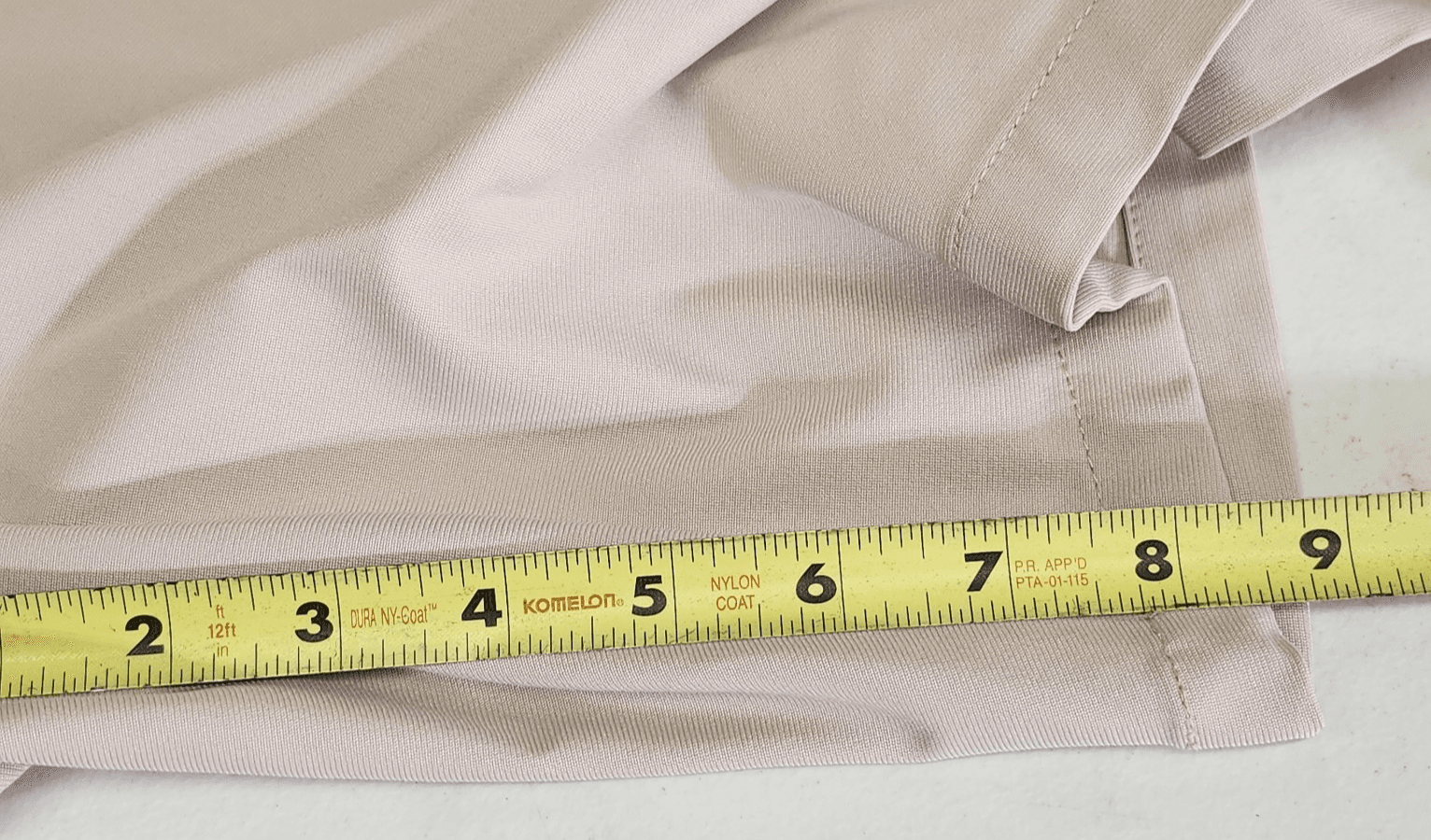 Reebok Boys Shorts Size XXL Beige With Pockets NEW - Thumbnail 3