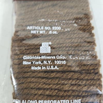 Lot Of Columbia Minerva Latch Hook Pre-Cut Rug Yarn Packs Walnut 3206 - Thumbnail 5