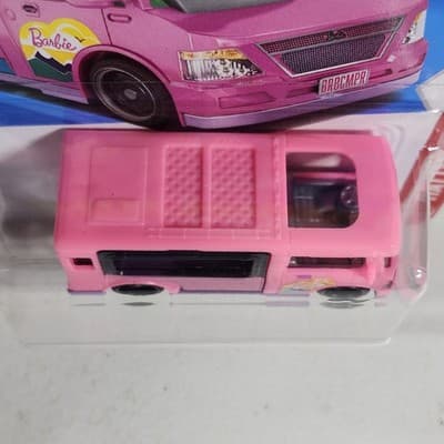Hot Wheels 2026 Barbie Dream Camper Pink Car 1/64 Toy Vehicle NEW - Thumbnail 3