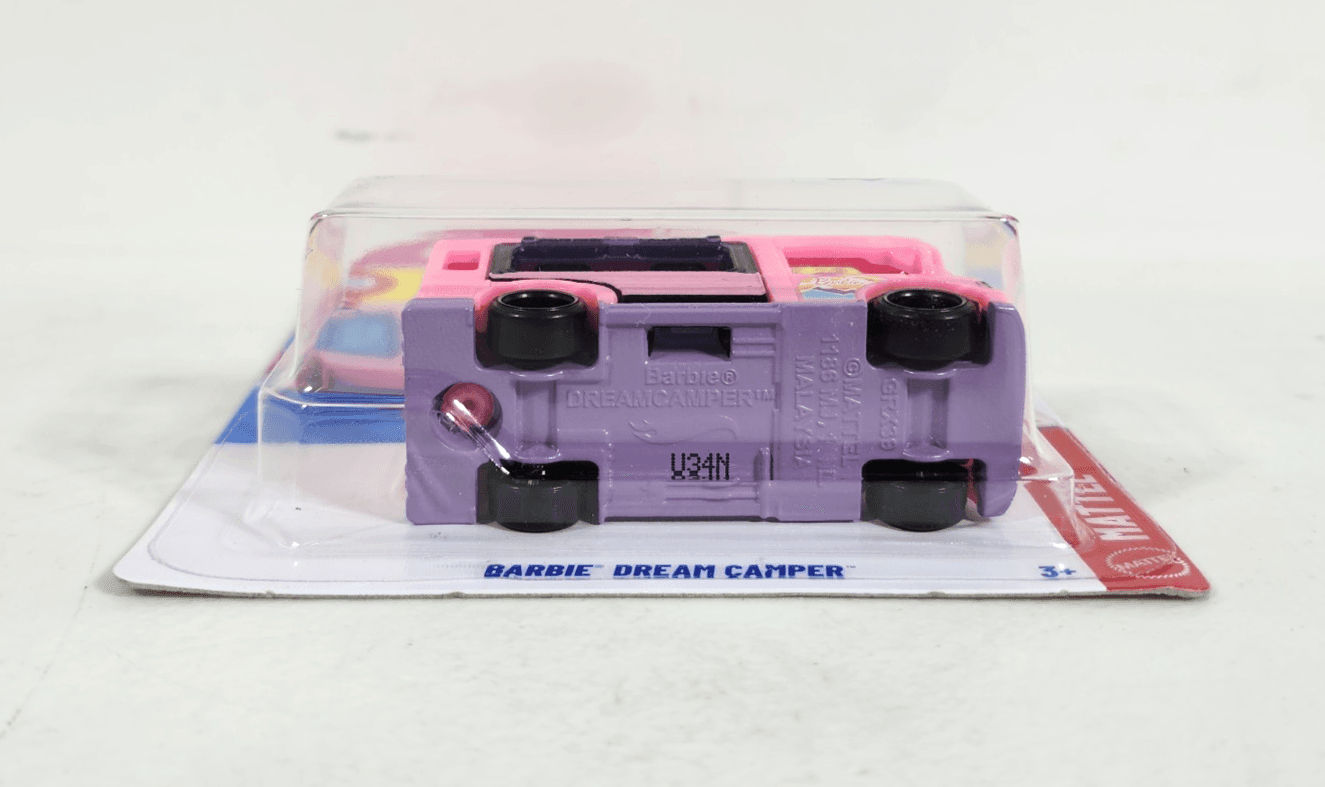 Hot Wheels 2026 Barbie Dream Camper Pink Car 1/64 Toy Vehicle NEW - Thumbnail 4
