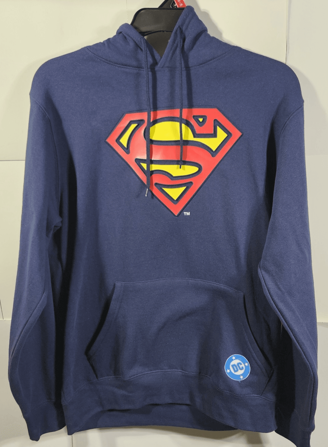 Superman Men's Size M Blue Hoodie Graphic Logo Hooded Sweatshirt Superhero NEW