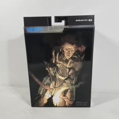 McFarlane DC Multiverse Collector Edition Dark Archer Platinum Edition Chase NEW - Thumbnail 6