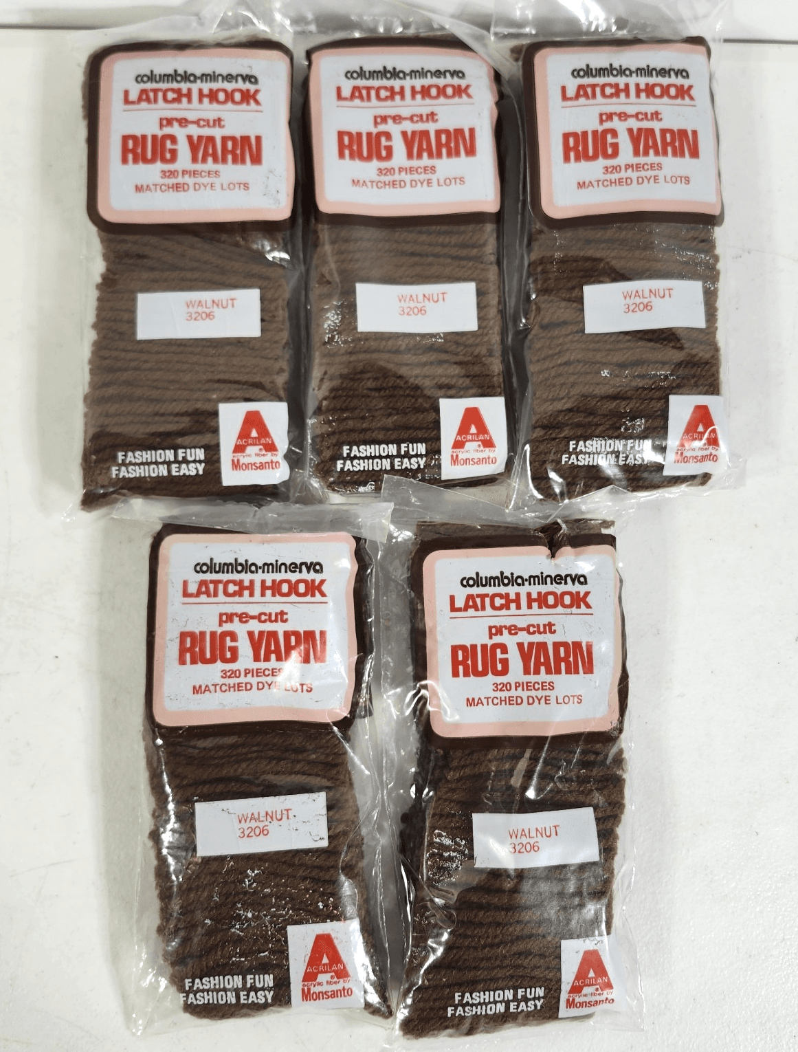 Lot Of Columbia Minerva Latch Hook Pre-Cut Rug Yarn Packs Walnut 3206 - Thumbnail 2