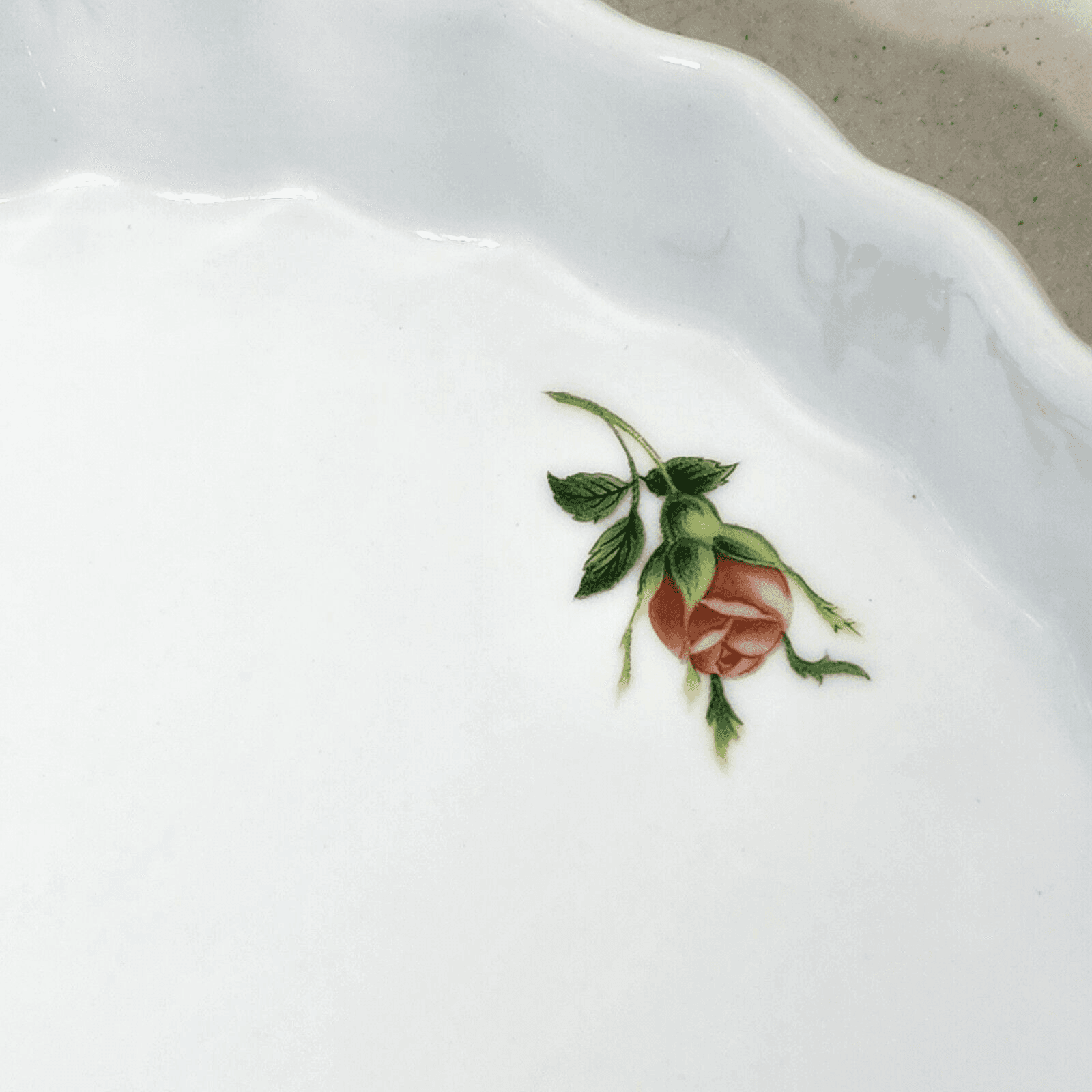 Christineholm Porcelain Rose Pattern Fluted 9.5" Baking Dish Vintage - Thumbnail 7