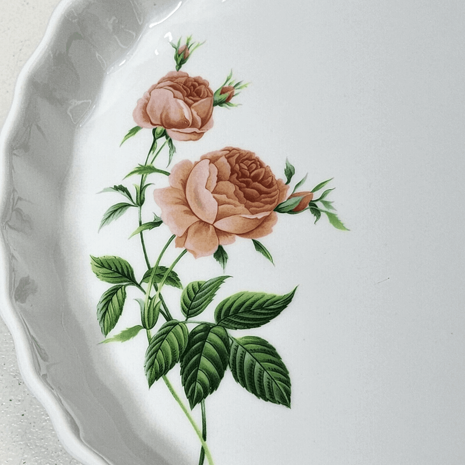 Christineholm Porcelain Rose Pattern Fluted 9.5" Baking Dish Vintage - Thumbnail 5