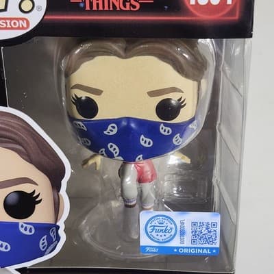 Funko Pop! Vinyl Toy Stranger Things Eleven Walmart Exclusive #1804 NEW - Thumbnail 2