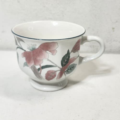 Mikasa Continental Silk Flowers Tea Cup Footed F3003 Japan - Thumbnail 2