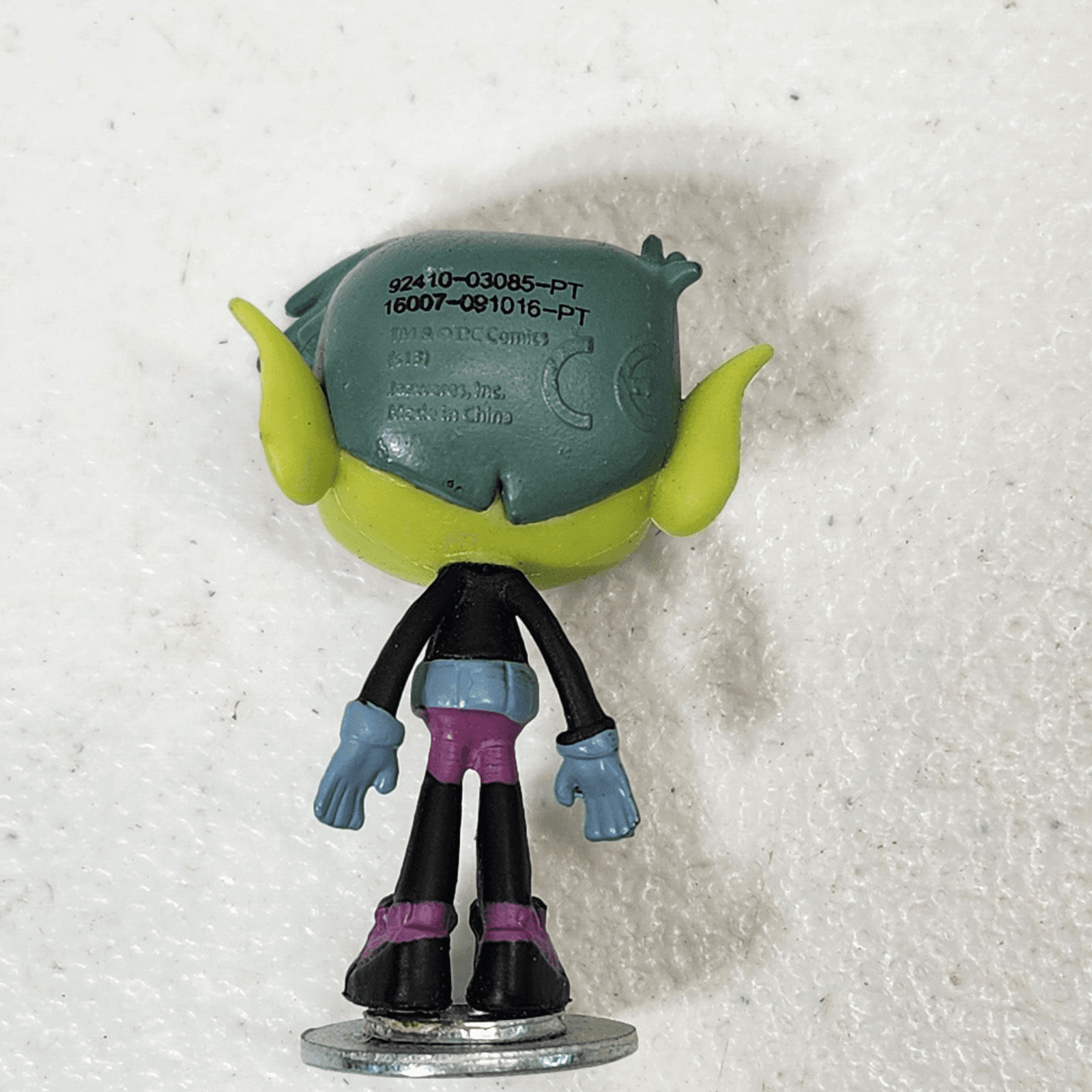 Teen Titans GO Mini Beast Boy Robin 1.5” PVC Action Figure Kids Toy Bundle Lot - Thumbnail 4