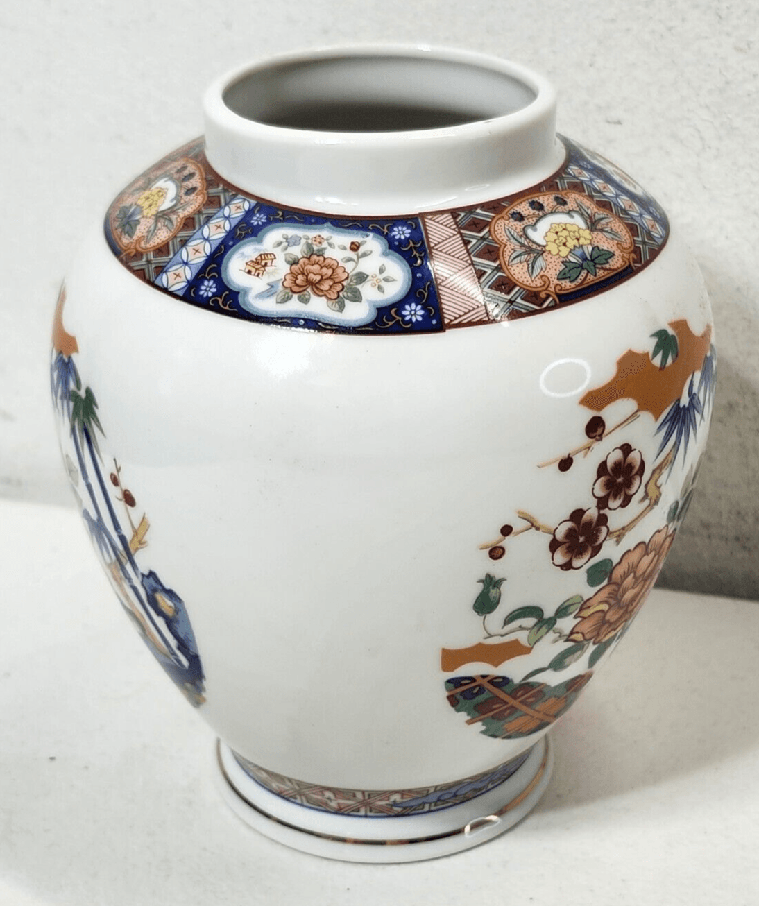 Vintage Imari Ware Japan Japanese Porcelain Vase Urn Jar Ginger Bamboo Porcelain - Thumbnail 2