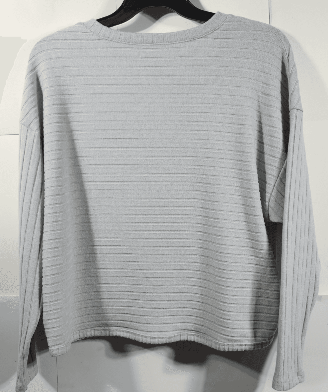 Time and Tru Women's L Shirt Ribbed Hacci V-neck Top Gray NEW - Thumbnail 6